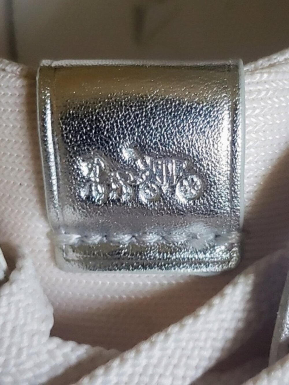 SOLD - Coach White Metallic Leather Sneakers Women’s Size 9 Low Top Like New - Picture 7 of 9